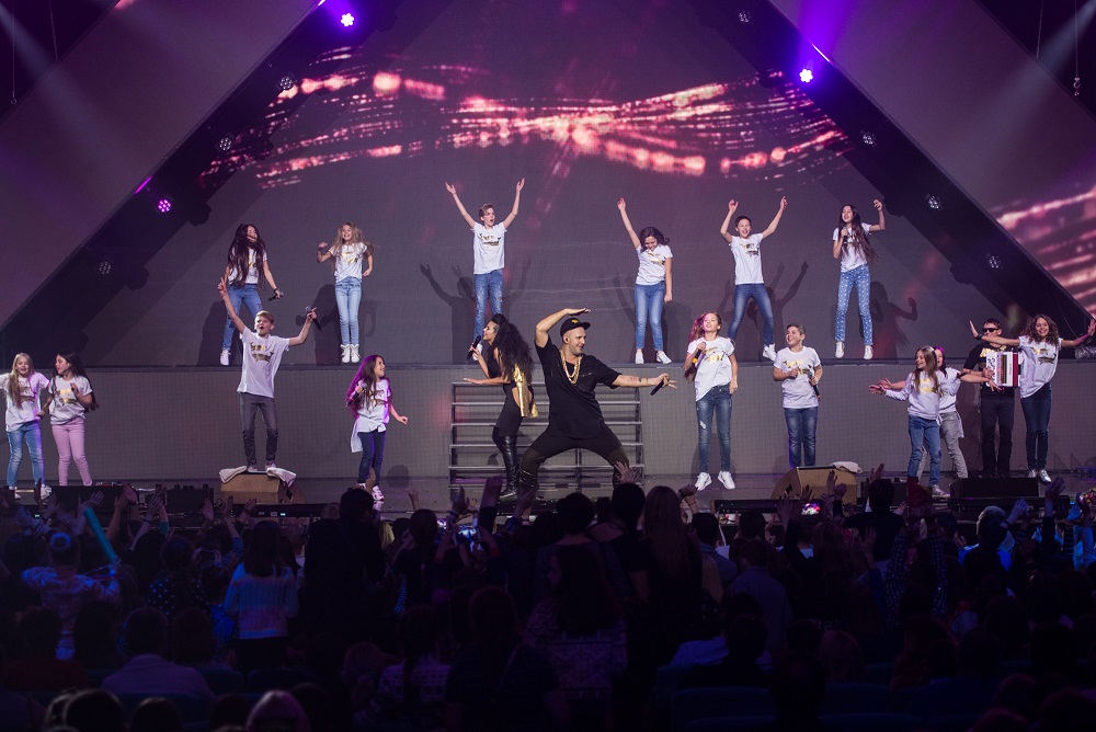 	Участники шоу 